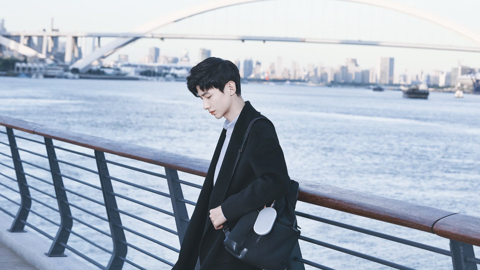 女子网球红土赛中国小将冲进四强，网球的红土是什么性质