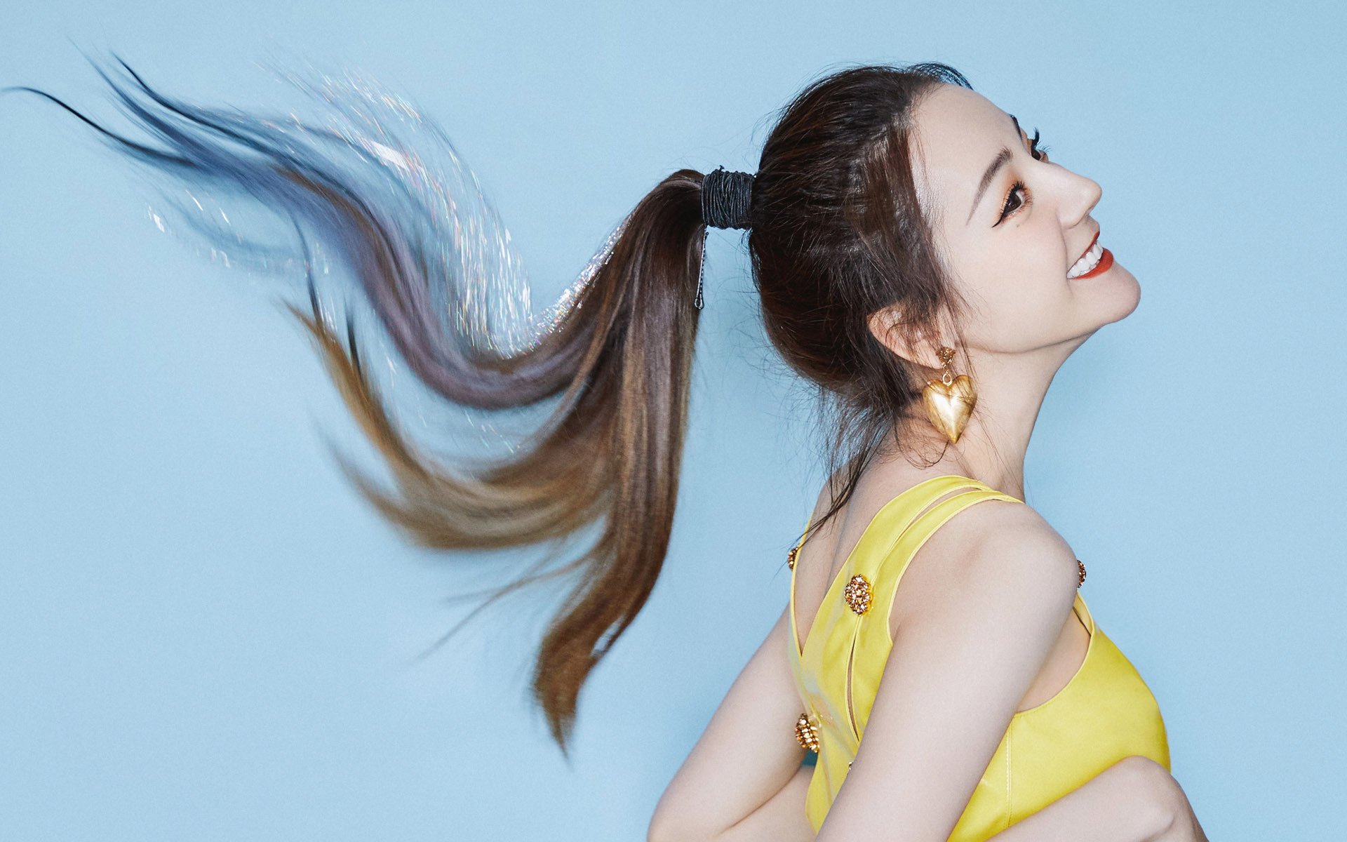 网球赛事社交平台话题热度持续攀升，网球球赛